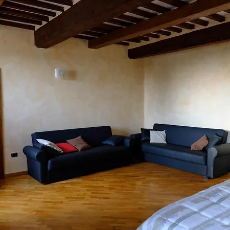 Corte Palazzo Farm stay *